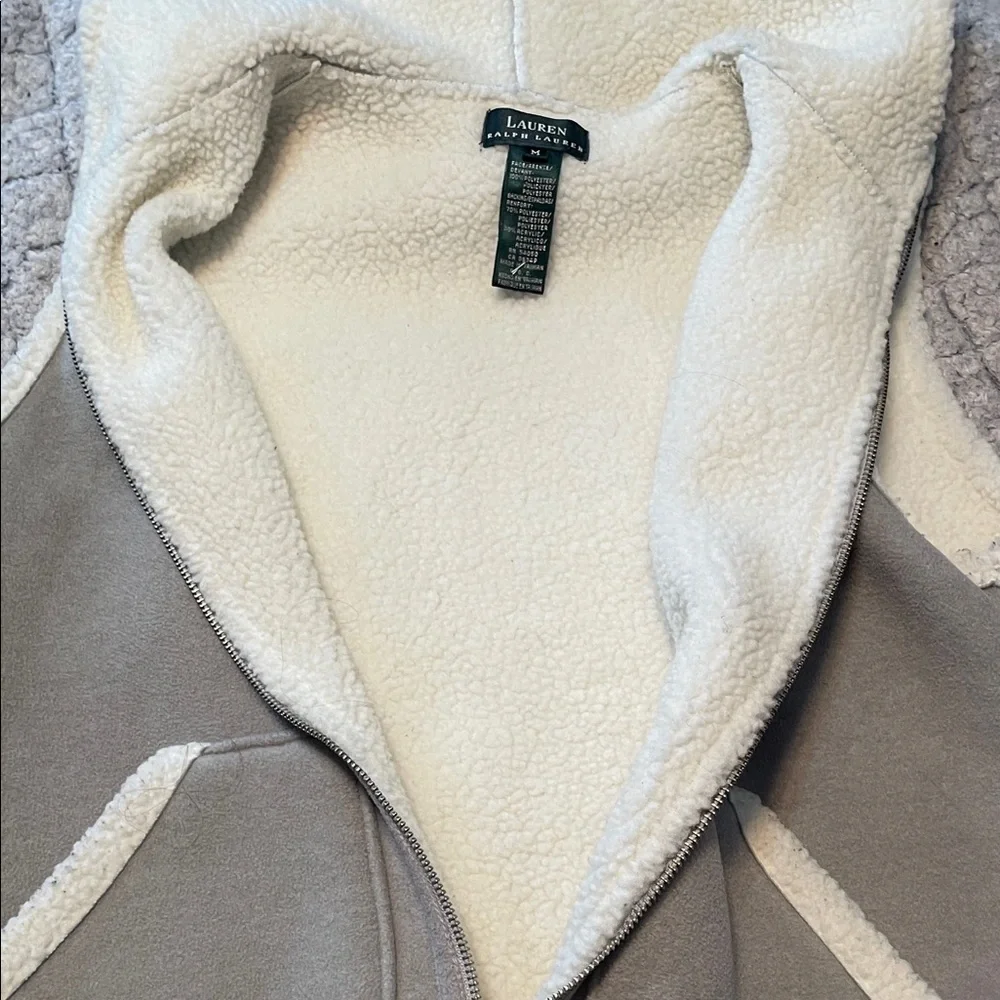 Ralph Lauren Tan  Fleece Vest Medium beautiful outerwear - Picture 5 of 7